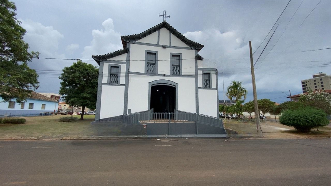 Revitalização Patrimonio Tombado — Igreja Matriz Perdizes-MG
